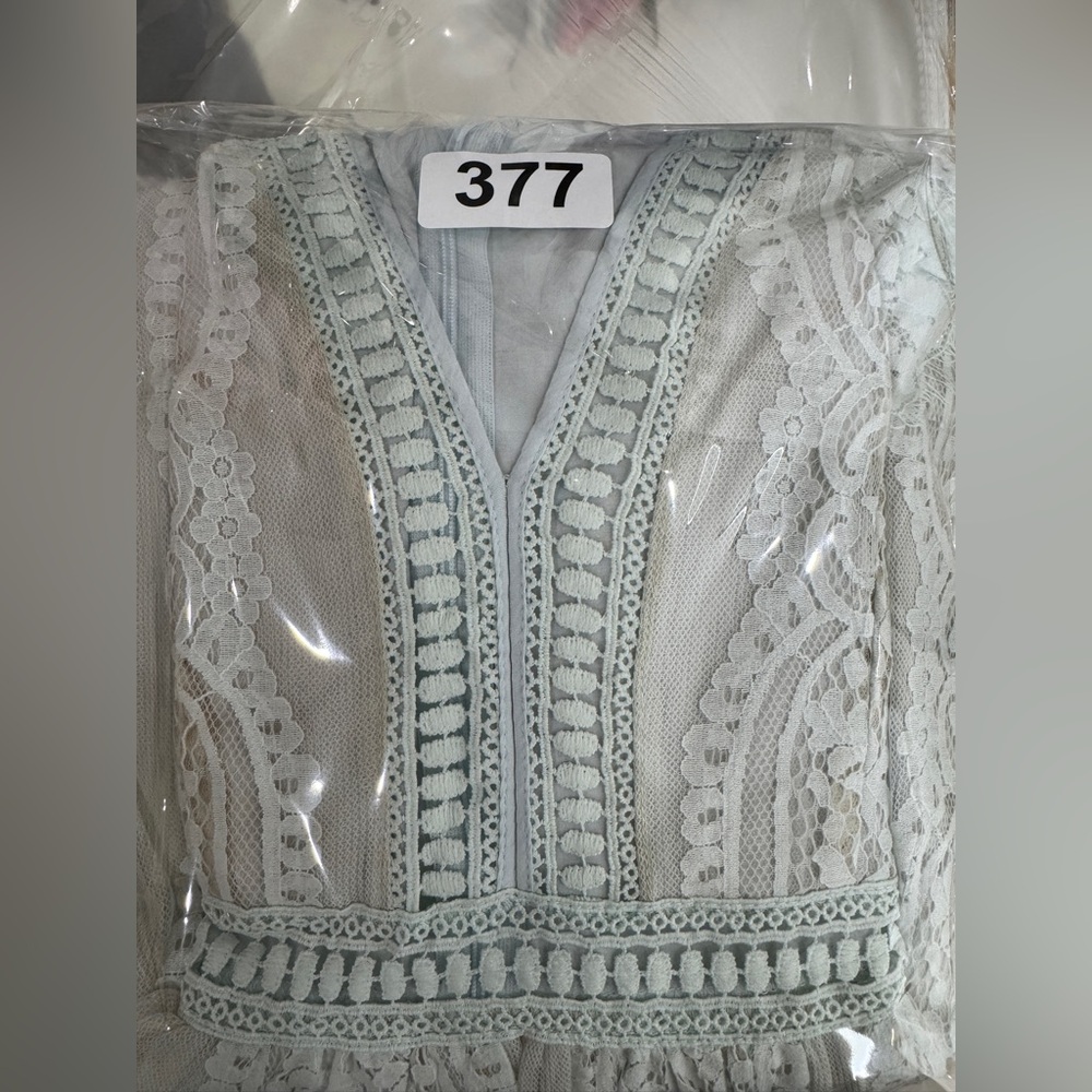 Aakaa Lace Maxi Dress Medium Fill Your Heart White Cream Blue Underlay Formal - Picture 16 of 16